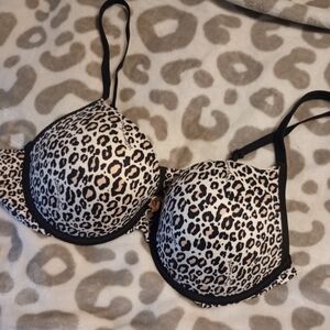 Victoria's Secret Bra 38C